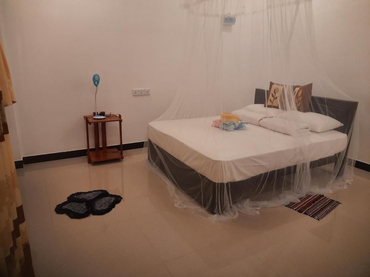 Dulmini Homestay Ella Extérieur photo