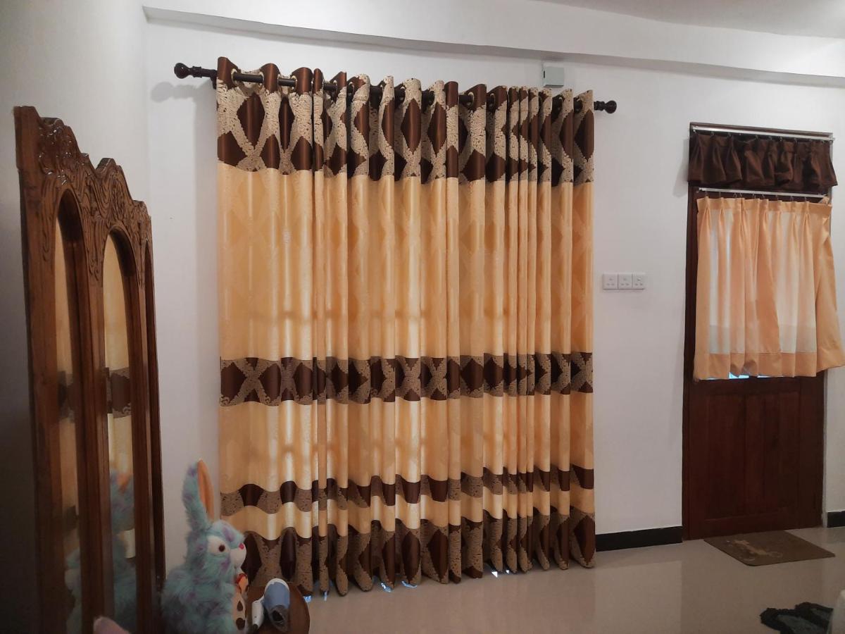 Dulmini Homestay Ella Extérieur photo